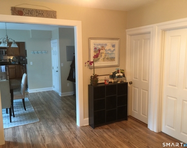 8 Lincoln Avenue - Photo Thumbnail 6