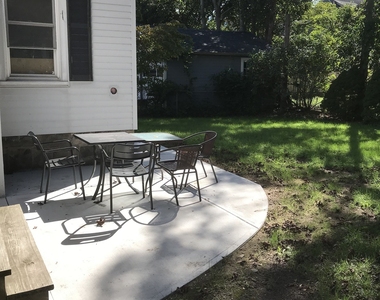 8 Lincoln Avenue - Photo Thumbnail 12
