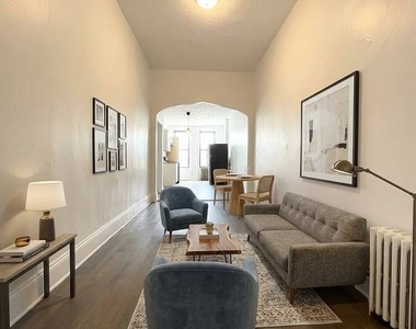 466 Seneca Avenue - Photo Thumbnail 4