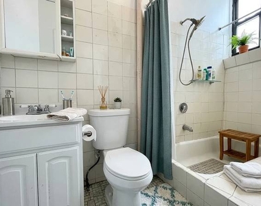 466 Seneca Avenue - Photo Thumbnail 1