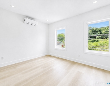 77 Ely Avenue - Photo Thumbnail 5