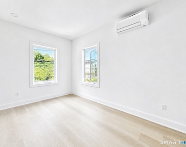 77 Ely Avenue - Photo Thumbnail 7