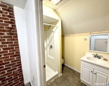7-9 Lyons Street - Photo Thumbnail 15