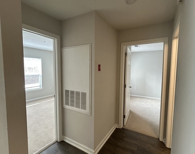 138 Hollow Tree Ridge Road - Photo Thumbnail 12