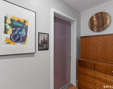 2 Hollyhock Road - Photo Thumbnail 3