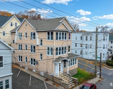 146 Charles Street - Photo Thumbnail 1