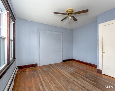 146 Charles Street - Photo Thumbnail 7