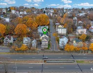 146 Charles Street - Photo Thumbnail 10