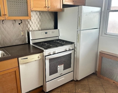 91 Strawberry Hill Avenue - Photo Thumbnail 9