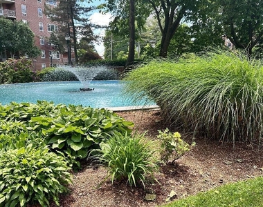 91 Strawberry Hill Avenue - Photo Thumbnail 2