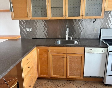 91 Strawberry Hill Avenue - Photo Thumbnail 10