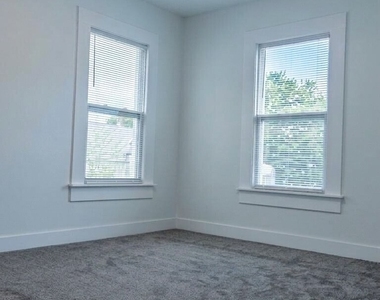 14 Meadow Street - Photo Thumbnail 8