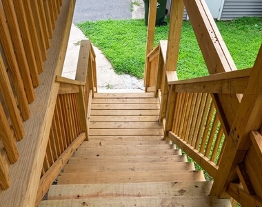 14 Meadow Street - Photo Thumbnail 13