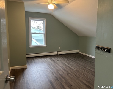 126 Ashland Street - Photo Thumbnail 17