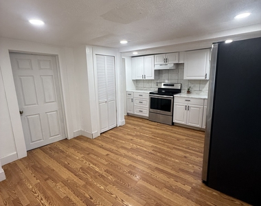 172 Dekalb Avenue - Photo Thumbnail 7