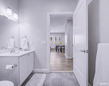 804 Main Street - Photo Thumbnail 20