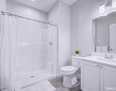 804 Main Street - Photo Thumbnail 21