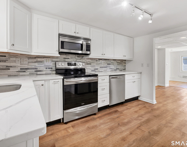 41 Frisbie Street - Photo Thumbnail 4