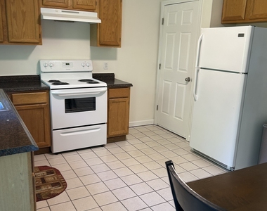 82 Patterson Street - Photo Thumbnail 2