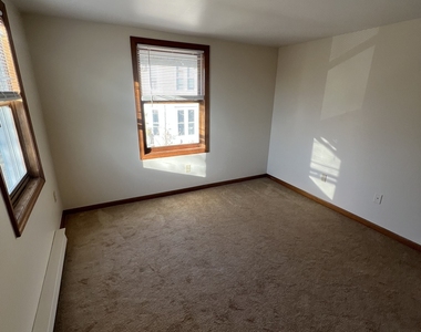 7 Golden Hill Street - Photo Thumbnail 31