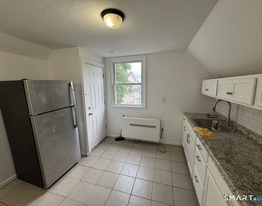 799 Capitol Avenue - Photo Thumbnail 4