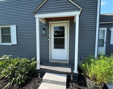 1061 Park Ave - Photo Thumbnail 1