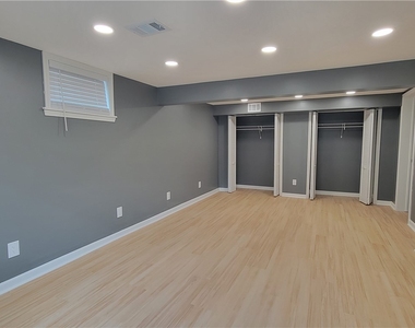 113 Meadowbrook Dr - Photo Thumbnail 2
