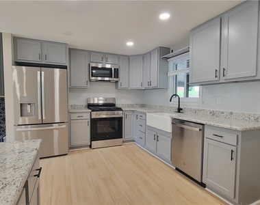 113 Meadowbrook Dr - Photo Thumbnail 9