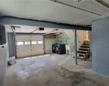 113 Meadowbrook Dr - Photo Thumbnail 19