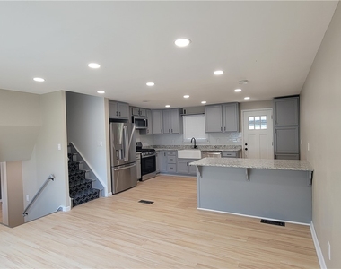 113 Meadowbrook Dr - Photo Thumbnail 8