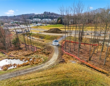 107 Breckenridge Ct - Photo Thumbnail 41