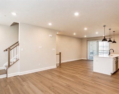 107 Breckenridge Ct - Photo Thumbnail 16