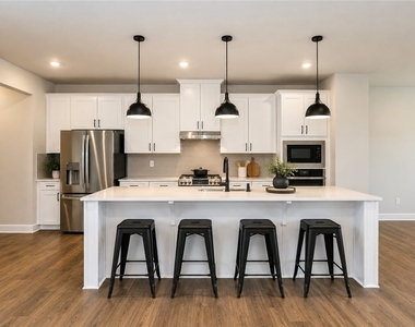 107 Breckenridge Ct - Photo Thumbnail 7