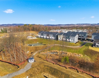107 Breckenridge Ct - Photo Thumbnail 42