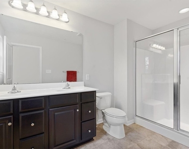 609 Fairgate - Photo Thumbnail 15