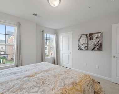 609 Fairgate - Photo Thumbnail 22