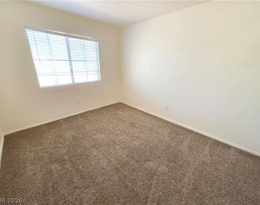 2460 Avenida Sol - Photo Thumbnail 12