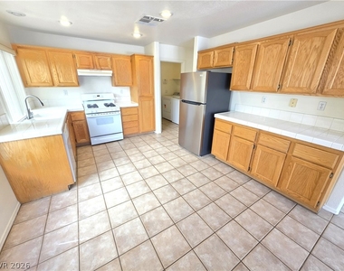 2460 Avenida Sol - Photo Thumbnail 8