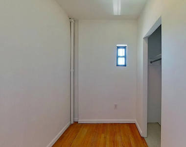 149 1st Avenue - Photo Thumbnail 4