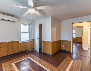 9578 Vestal Parkway West - Photo Thumbnail 8
