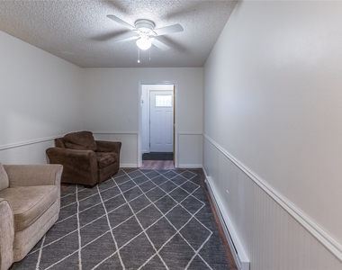 9578 Vestal Parkway West - Photo Thumbnail 1