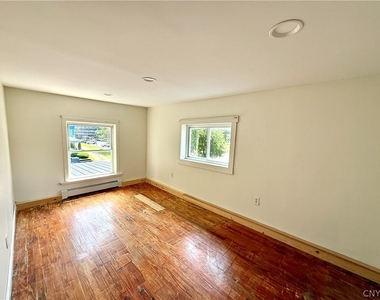 4921 N Jefferson Street - Photo Thumbnail 27