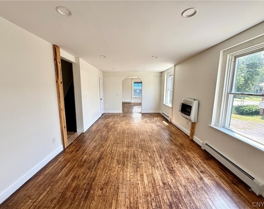 4921 N Jefferson Street - Photo Thumbnail 14