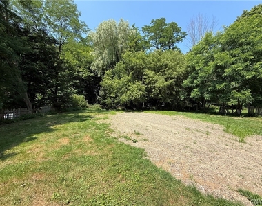 4921 N Jefferson Street - Photo Thumbnail 32