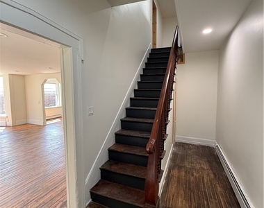 4921 N Jefferson Street - Photo Thumbnail 18