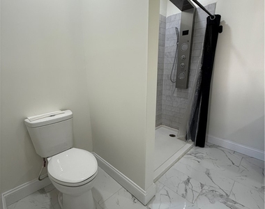4921 N Jefferson Street - Photo Thumbnail 20