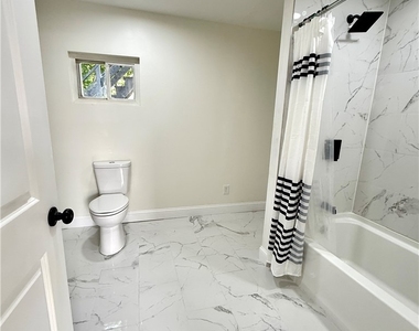 4921 N Jefferson Street - Photo Thumbnail 29