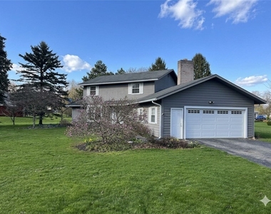 100 Drumlin View Drive - Photo Thumbnail 26