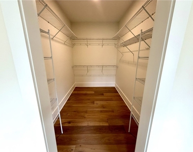 640 Jefferson Avenue - Photo Thumbnail 23
