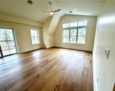 640 Jefferson Avenue - Photo Thumbnail 14